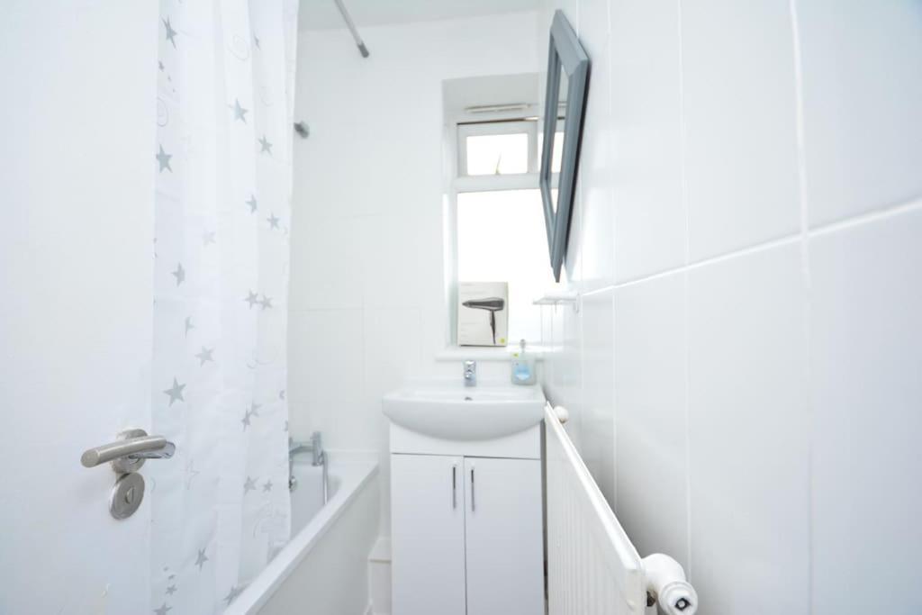 London Zone2 Classic 3 Bedroom Bagian luar foto